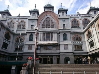 本願寺神戸別院(モダン寺)