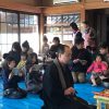 べったんぺたらこぺっ… べったんぺたらこぺっ…