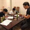 第21組 お念珠作り練習中 第21組 お念珠作り練習中